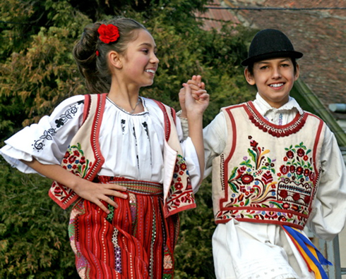 cursuri-dans-popular-stop-adn-dance